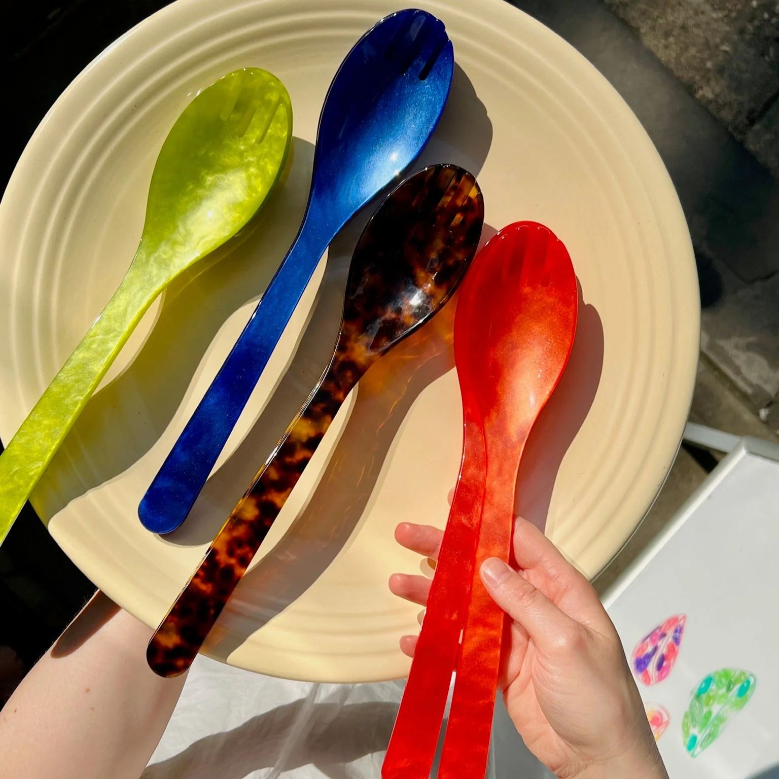 Resin Salad Servers (Pair) - Image 8